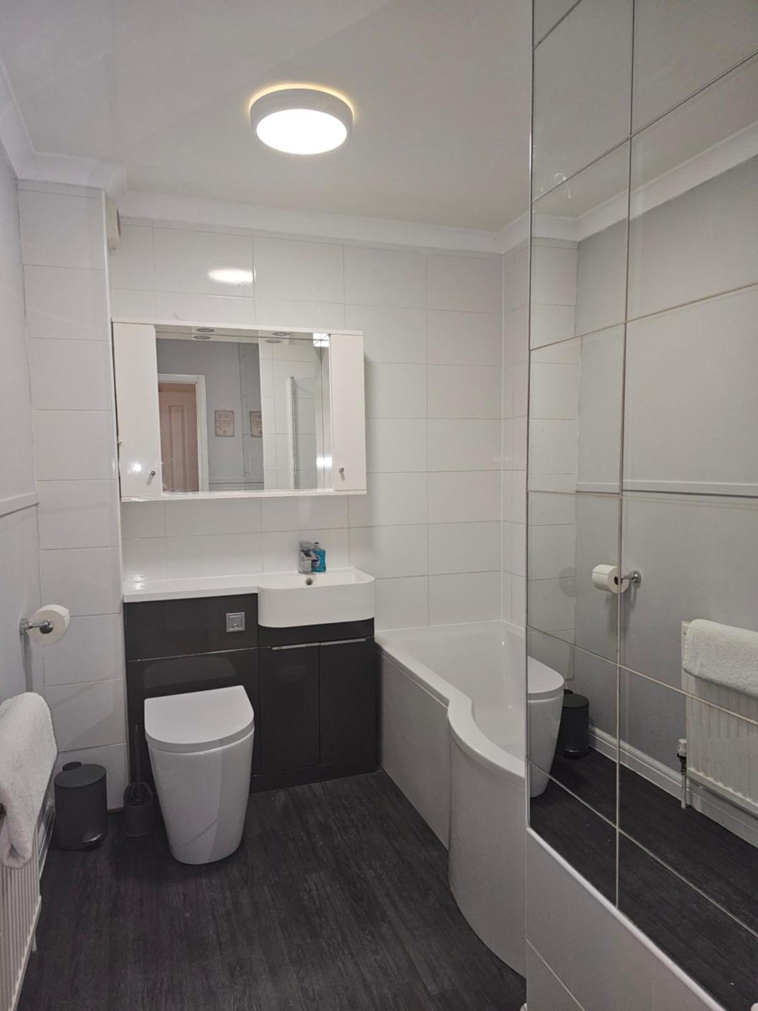 Harry Potter Hogwarts Apartment Watford  Buitenkant foto