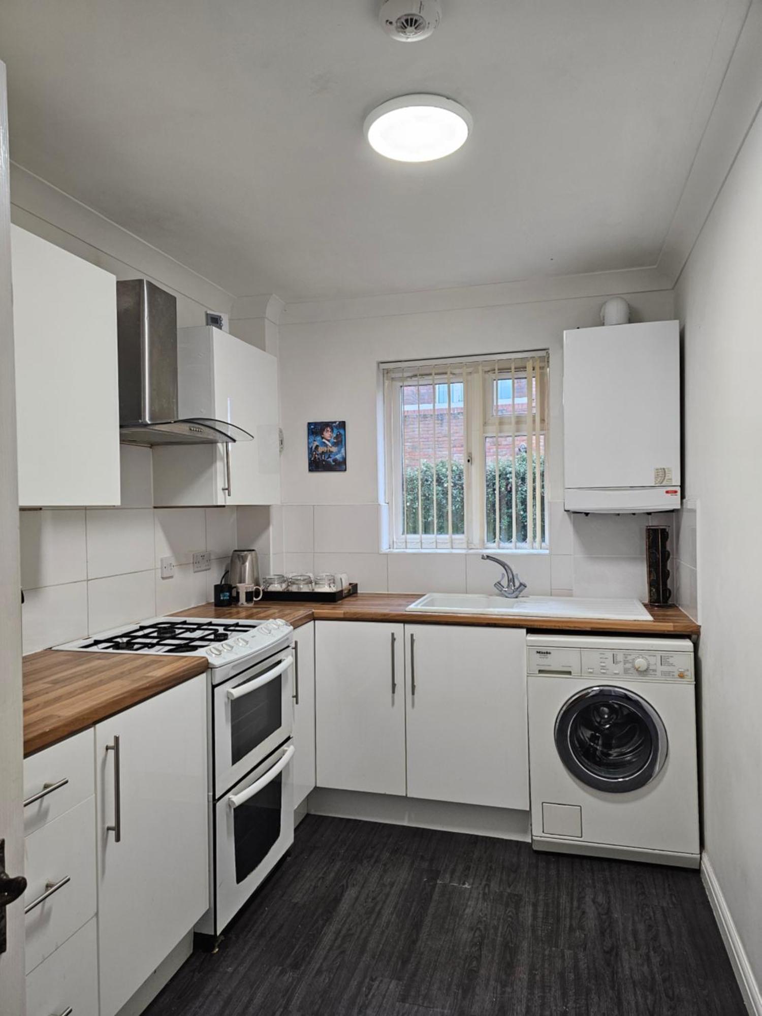Harry Potter Hogwarts Apartment Watford  Buitenkant foto